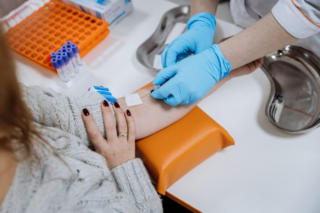 Mówiąc o funkcjonowaniu placówek medycznych, nie można pominąć kwestii ubezpieczeń